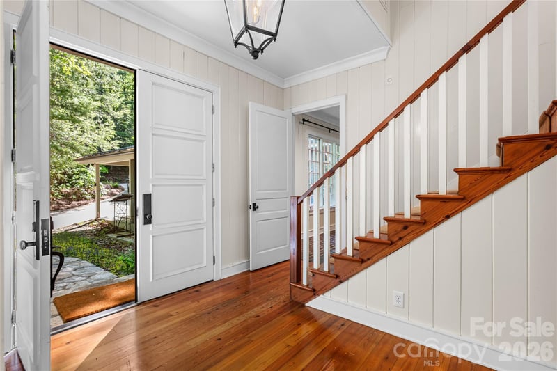 1957 Cold Mountain Rd, Lake Toxaway, NC 28747