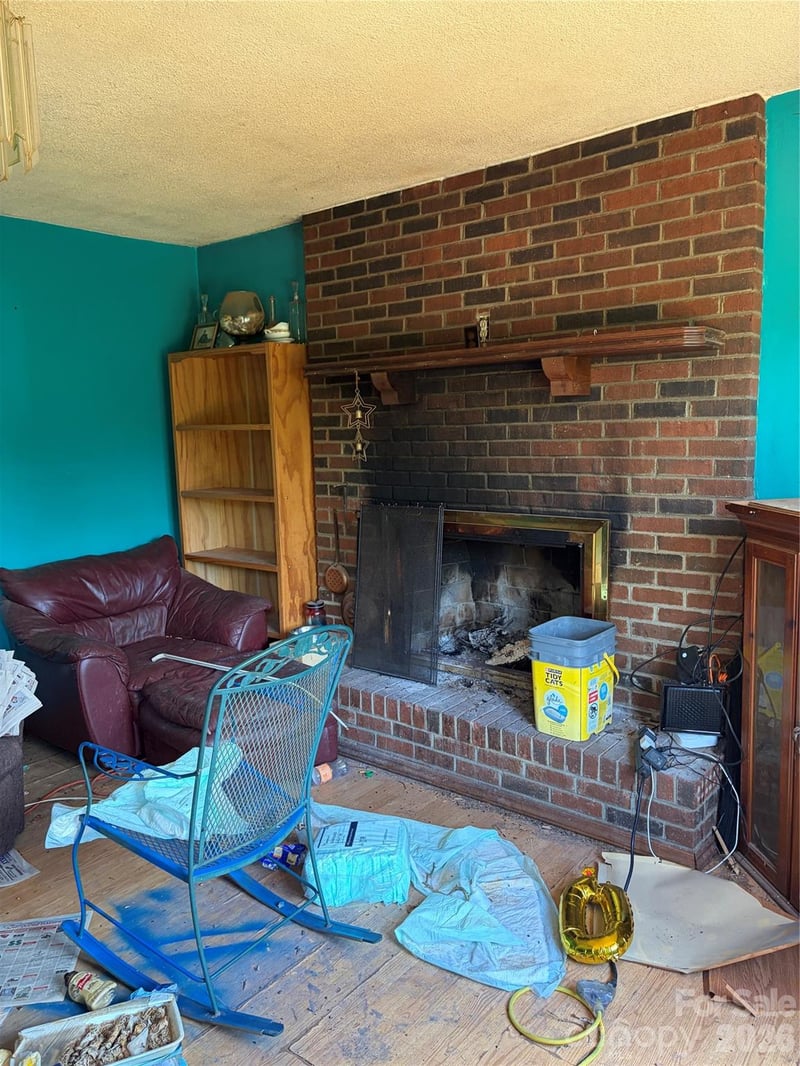 111 Akers Ldg, Ellenboro, NC 28040