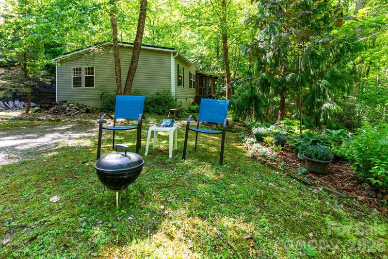 159 Marcellina Dr, Fairview, NC 28730
