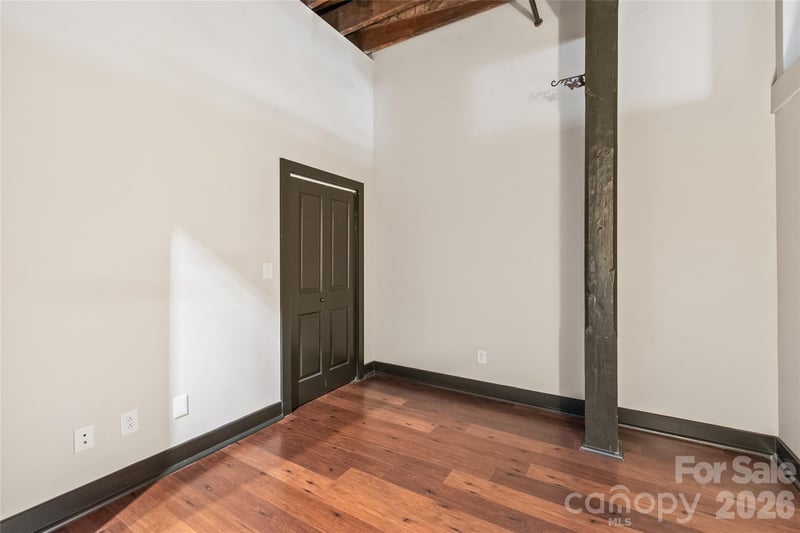 100 Main Ave #402, Gastonia, NC 28052