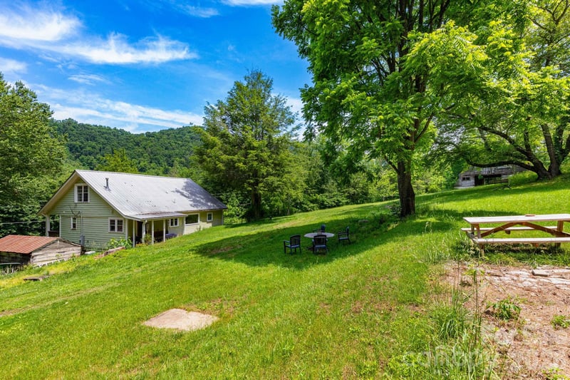 329 Fork Rd, Barnardsville, NC 28709