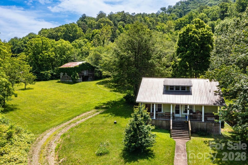 329 Fork Rd, Barnardsville, NC 28709