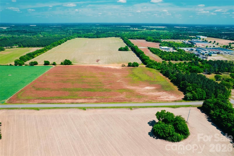 Rogers Ln, Bennettsville, SC 29512