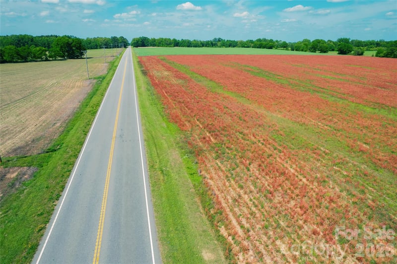 Rogers Ln, Bennettsville, SC 29512