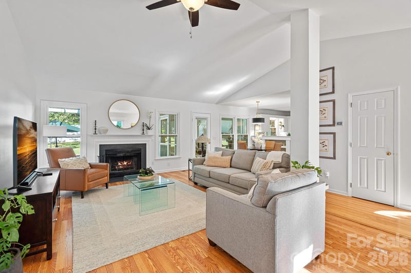 154 Quiet Cove Rd, Mooresville, NC 28117