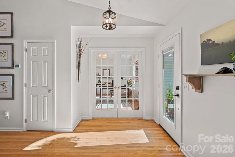 154 Quiet Cove Rd, Mooresville, NC 28117