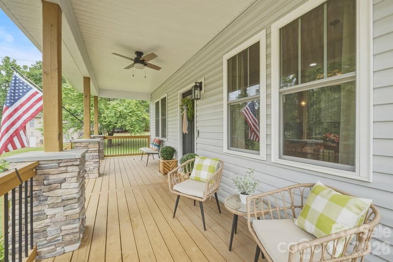 2029 Bost St, Lincolnton, NC 28092