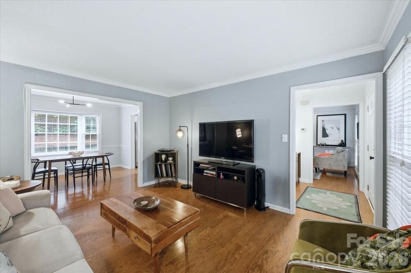 2726 Heidleburg Ln, Charlotte, NC 28210