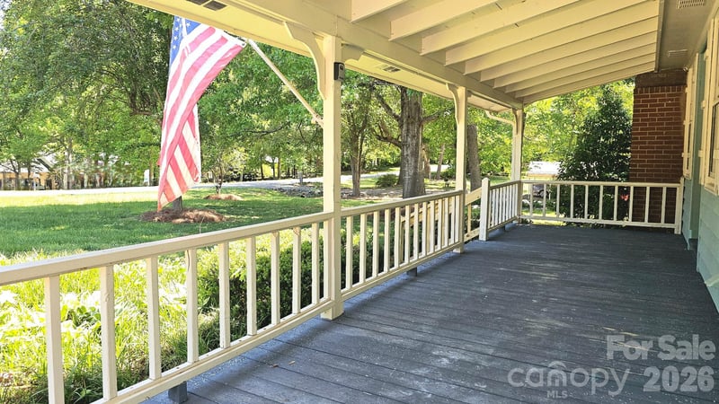 6016 Indian Brook Dr, Matthews, NC 28104