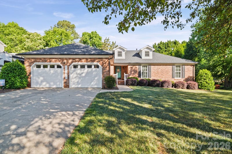 2200 Wynbourne Dr, Gastonia, NC 28056