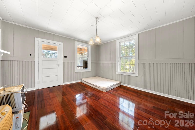 224 Bush St, Gastonia, NC 28056