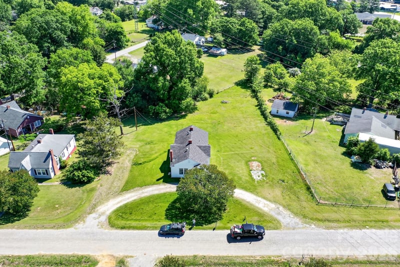 1365 Yancey St, Lancaster, SC 29720