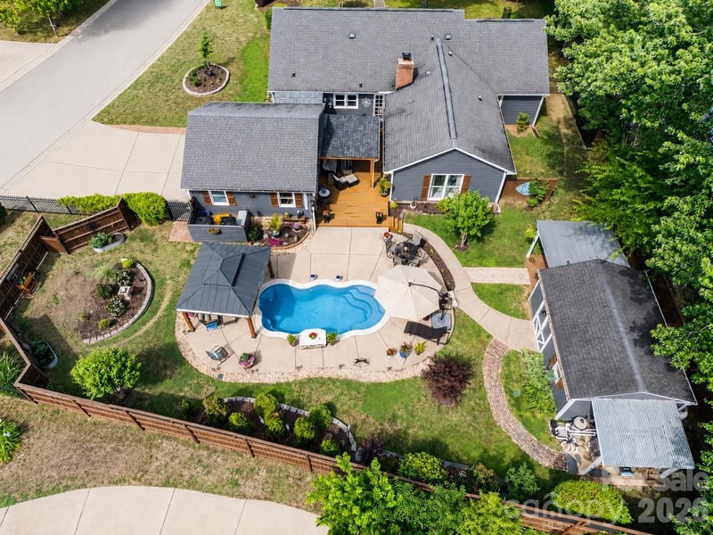 7319 Chatterbird Ct, Charlotte, NC 28226