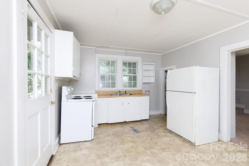 3516 Eastway Dr, Charlotte, NC 28205