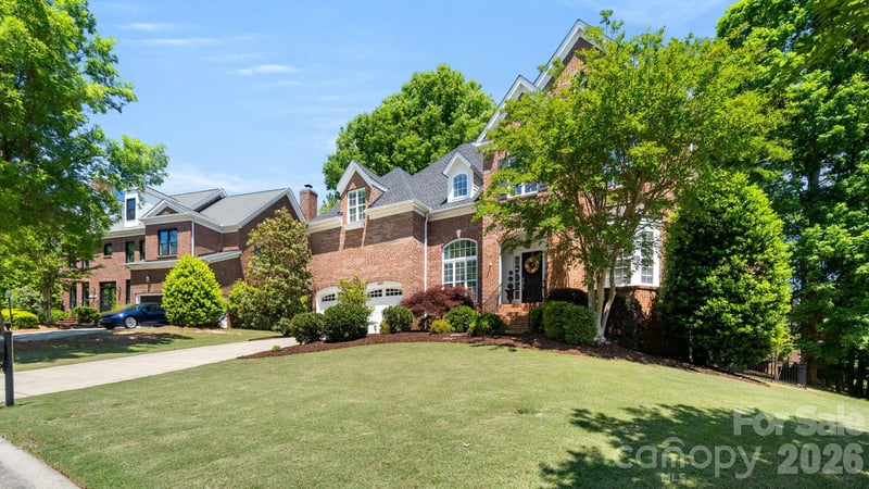 14011 Shanghai Links Pl, Charlotte, NC 28278