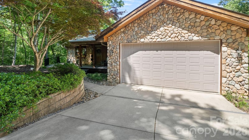 292 Point Carpenter Rd, Fort Mill, SC 29707