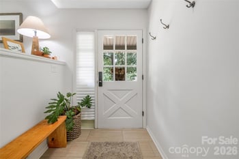 13 Rolling View Dr, Asheville, NC 28805