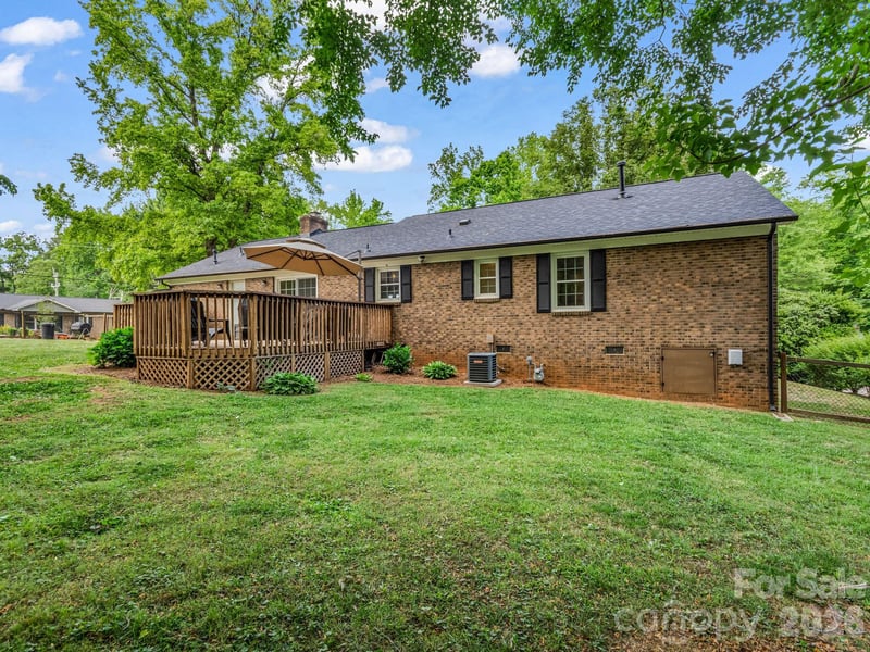 701 Hickory Hill Ct, Gastonia, NC 28054