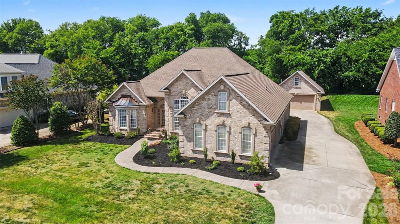 3960 Troon Dr, Concord, NC 28027