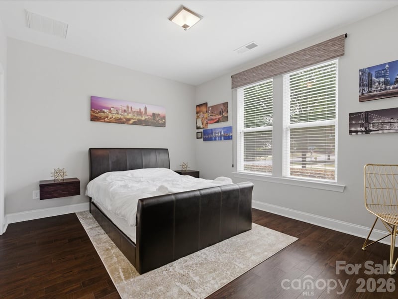 1740 Pat Garrett St, Charlotte, NC 28206