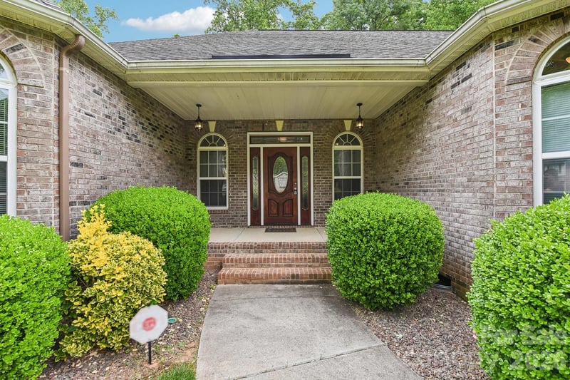 12200 Bronx Dr, Huntersville, NC 28078