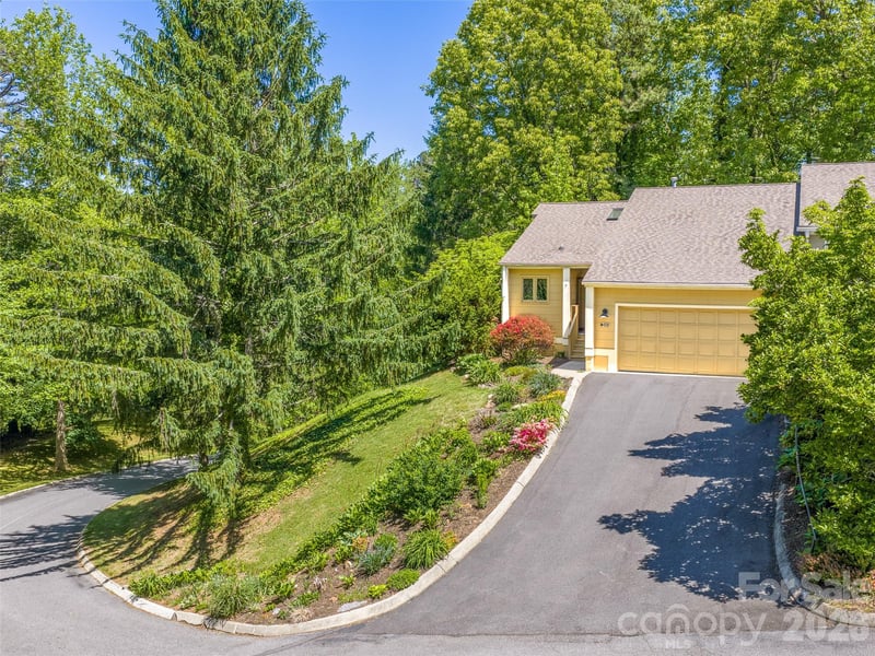 101 Beaver Ridge Rd, Asheville, NC 28804