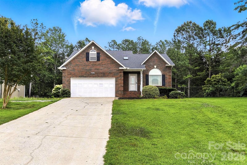 157 Whittington Ridge Dr, Taylorsville, NC 28681
