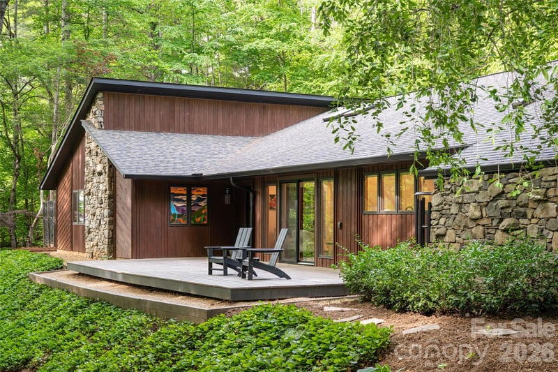144 Sondley Pw, Asheville, NC 28805