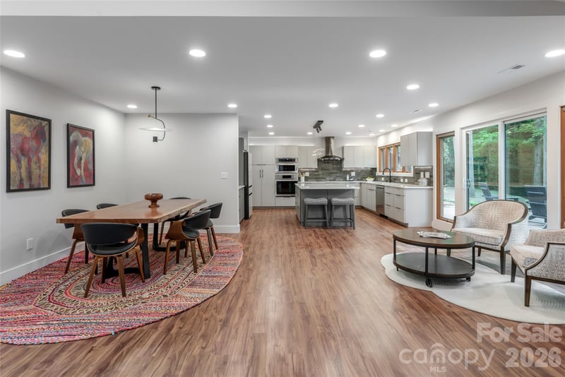 144 Sondley Pw, Asheville, NC 28805