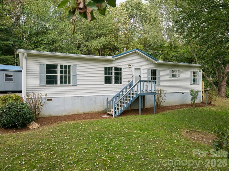101 Heather Dr, Asheville, NC 28806