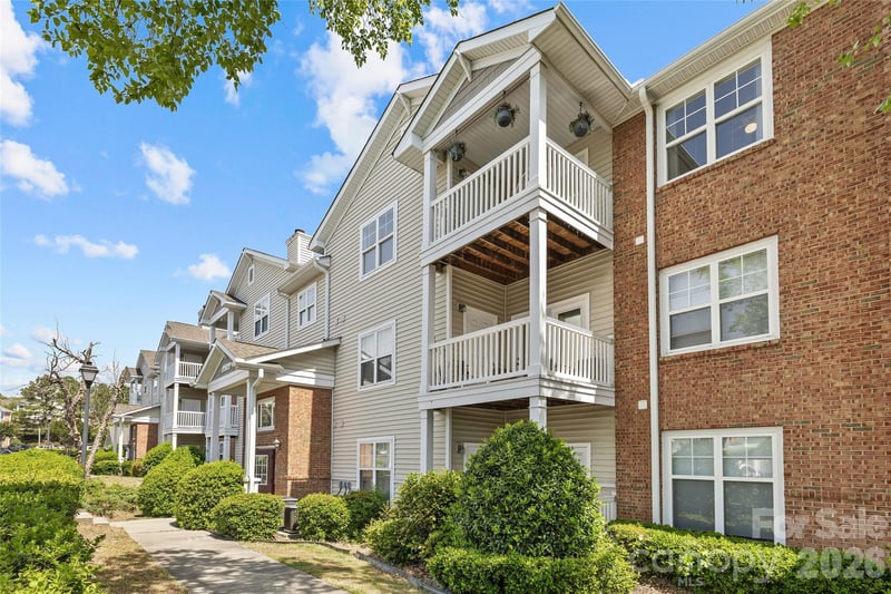 10652 Hill Point Ct, Charlotte, NC 28262