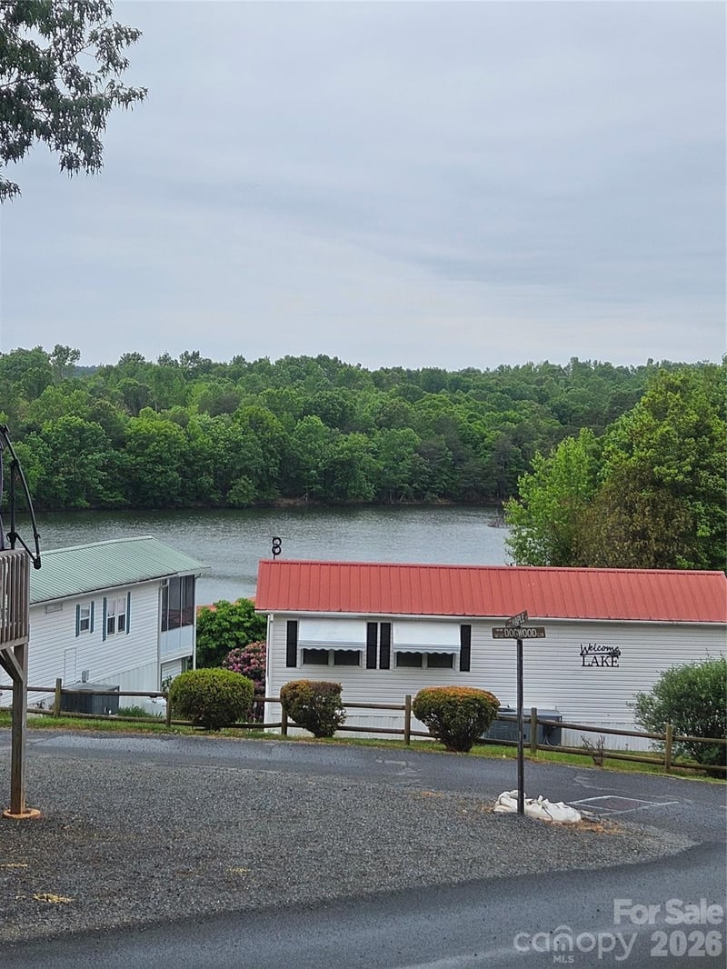 157 Dogwood Cir, New London, NC 28127