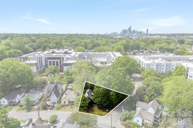 700 37th St, Charlotte, NC 28205