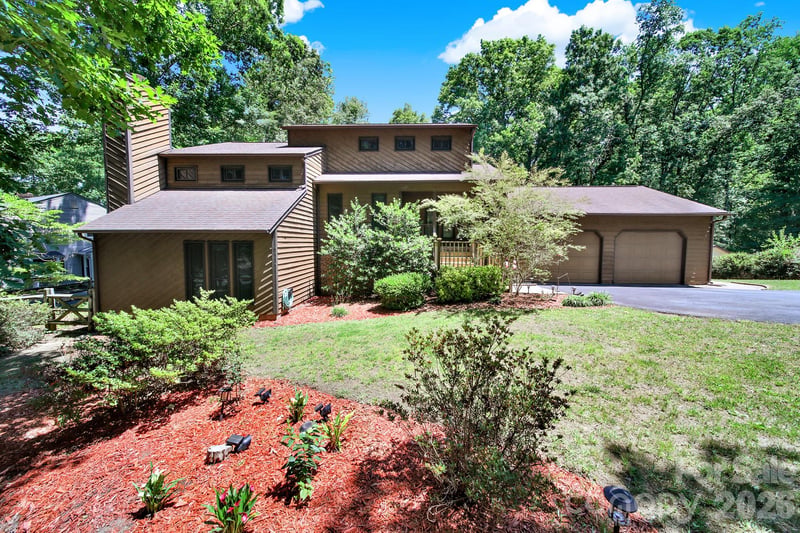 11510 Gelding Dr, Charlotte, NC 28215