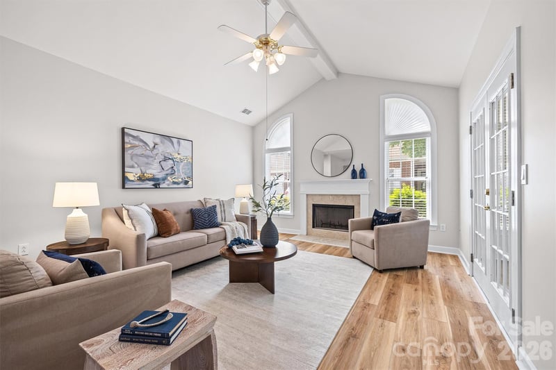 8228 Windsor Ridge Dr, Charlotte, NC 28277