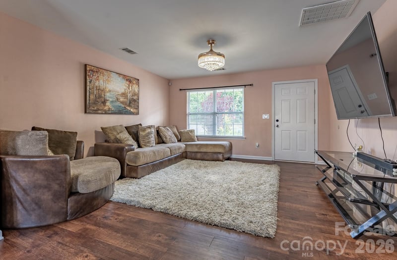 985 Sundance Dr, Gastonia, NC 28054