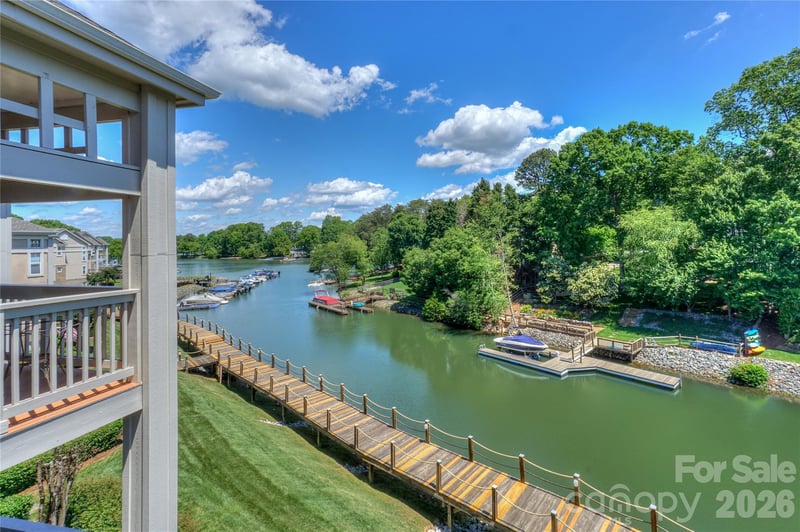 104 Pier 33 Dr #312, Mooresville, NC 28117