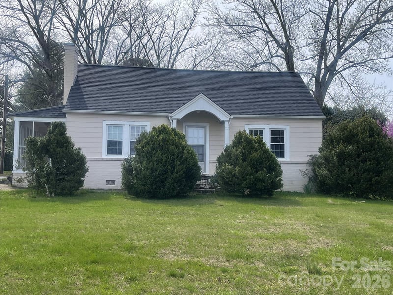 2490 Connelly Springs Rd, Granite Falls, NC 28630