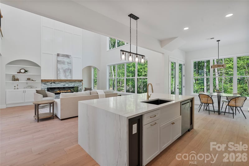 460 Riddle Mill Rd, Clover, SC 29710