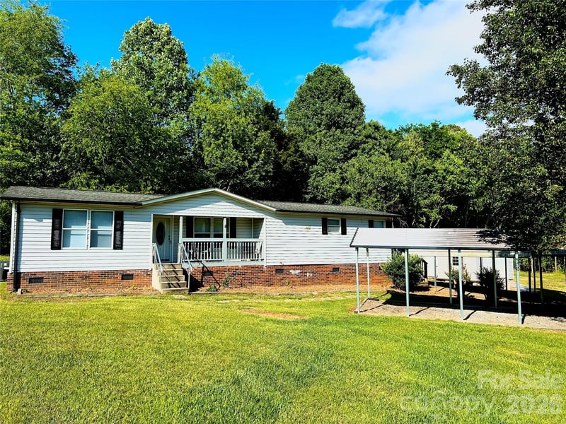 4123 Stonecreek Dr, Valdese, NC 28690