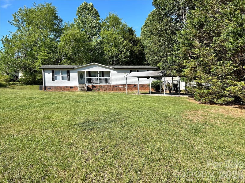 4123 Stonecreek Dr, Valdese, NC 28690
