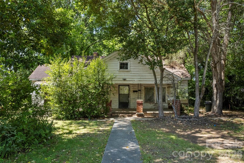 154 Loomis St, Chester, SC 29706