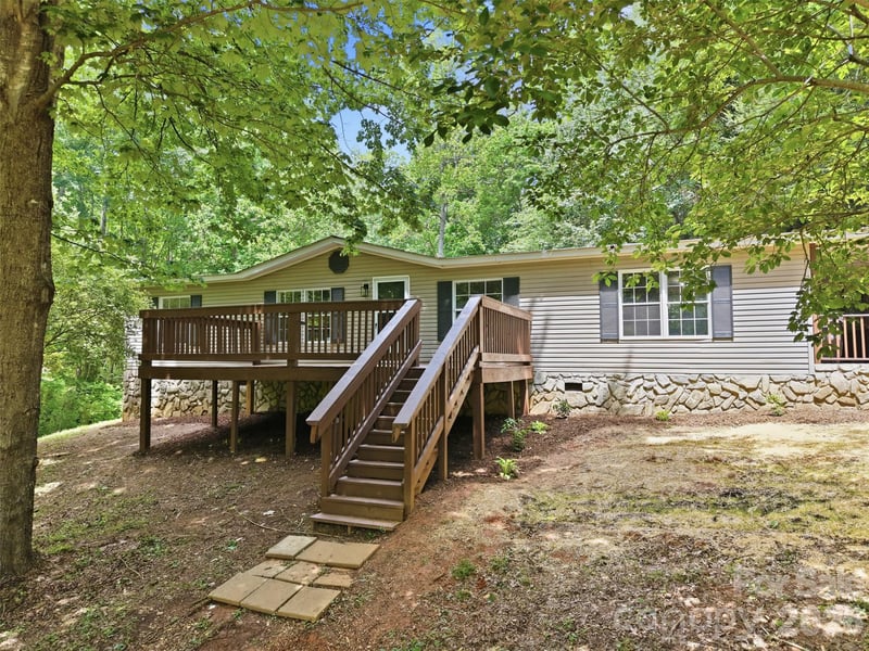 4392 Valley Trl, Morganton, NC 28655