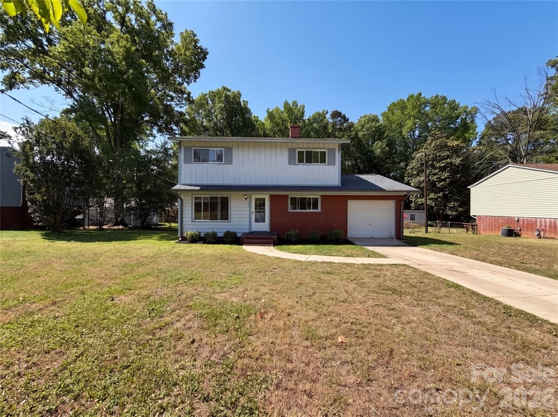 1508 Colonial Dr, Salisbury, NC 28144