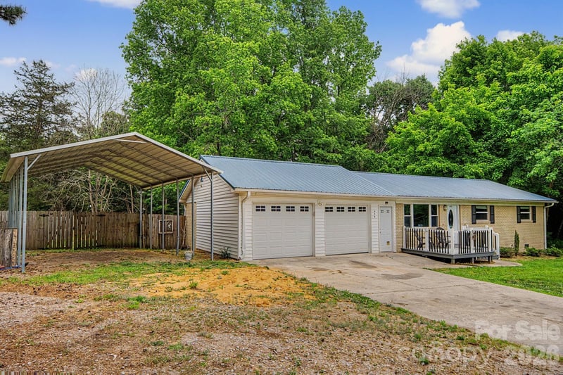 630 Ginger Cake Rd, Lancaster, SC 29820