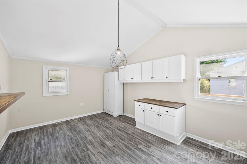 709 A St, Bessemer City, NC 28016