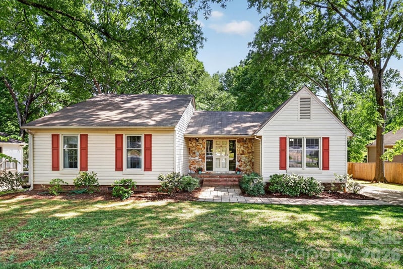 6111 Patrick Pl, Charlotte, NC 28210