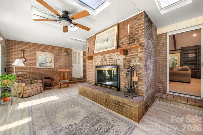 3426 Driftwood Dr, Gastonia, NC 28056