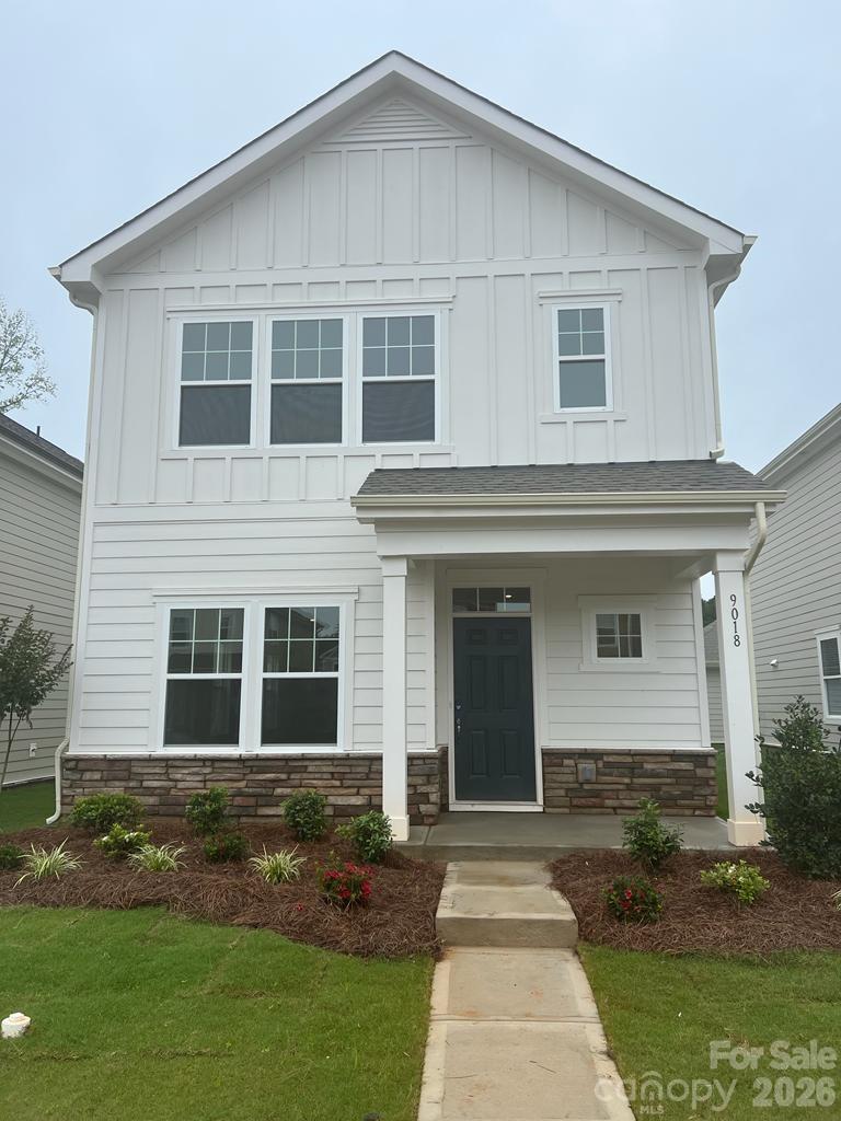 9018 Ramsford Ct, Charlotte, NC 28227