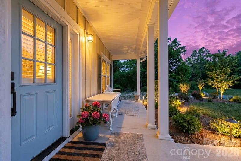 2109 6th St, Hickory, NC 28601